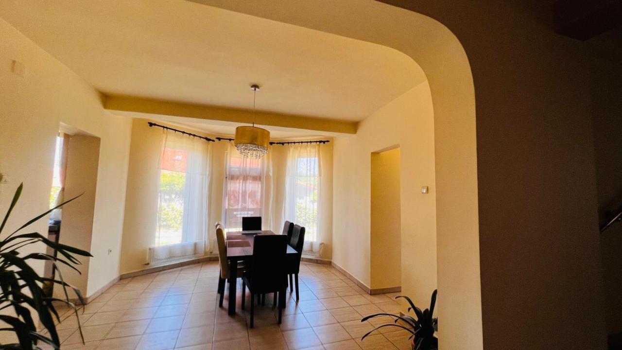 Villa Casa Vio Timişoara Exterior foto